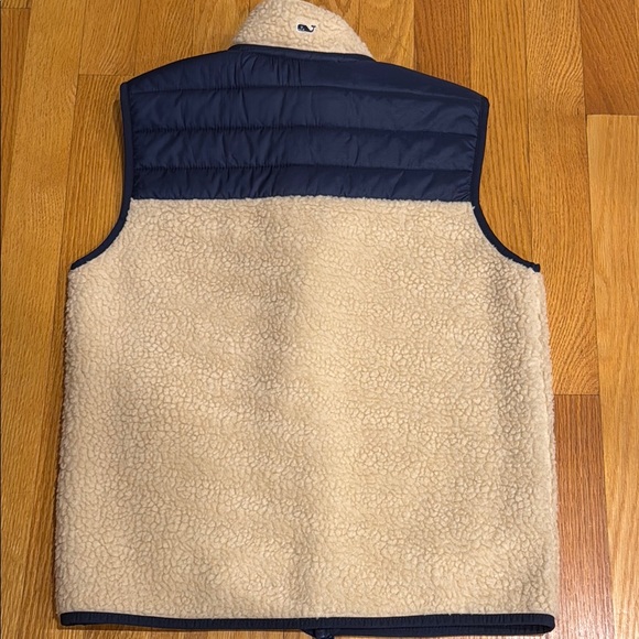 Vineyard Vines Navy and Cream Sherpa Vest -medium 12-14 - Picture 7 of 7
